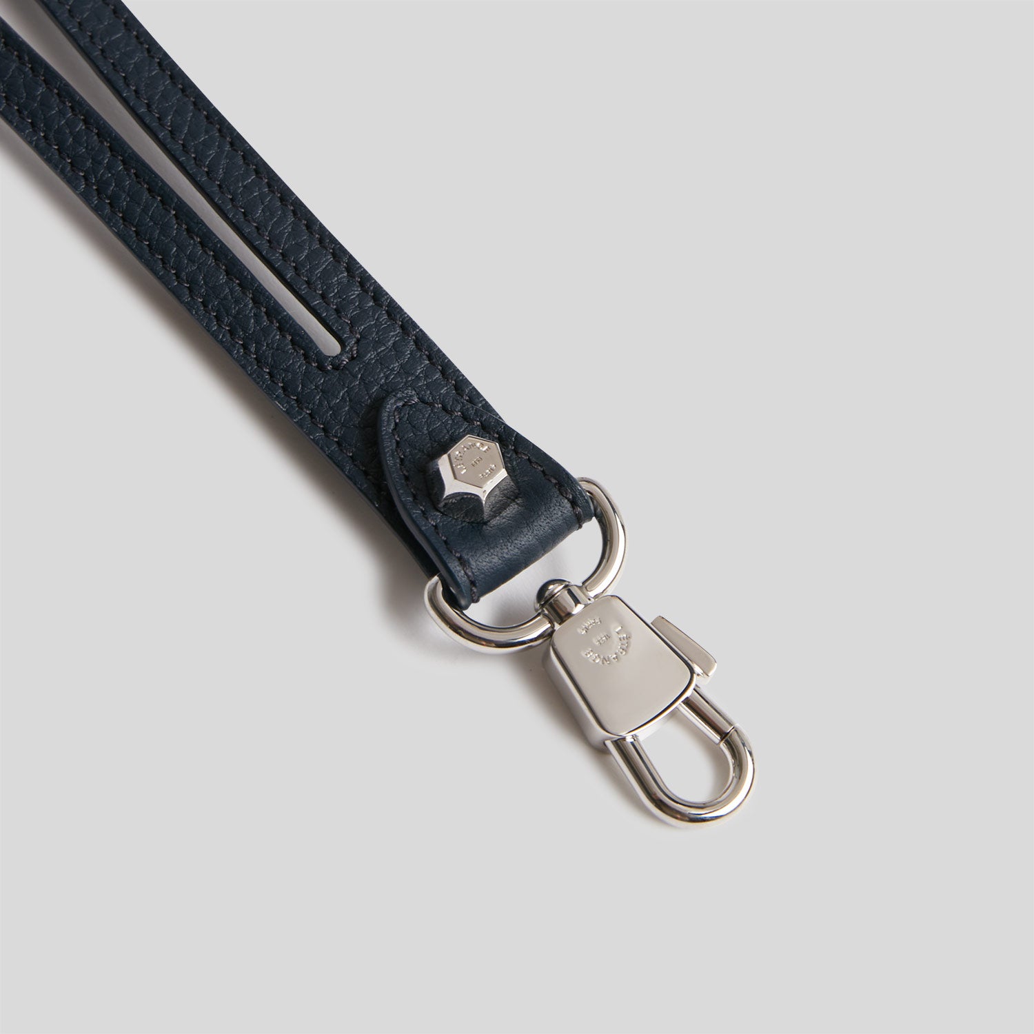 Le Tour de Cou - Navy Blue