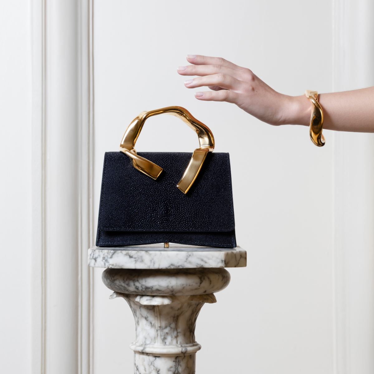 L'Empreinte Mini -  Galuchat Bleu Caviar