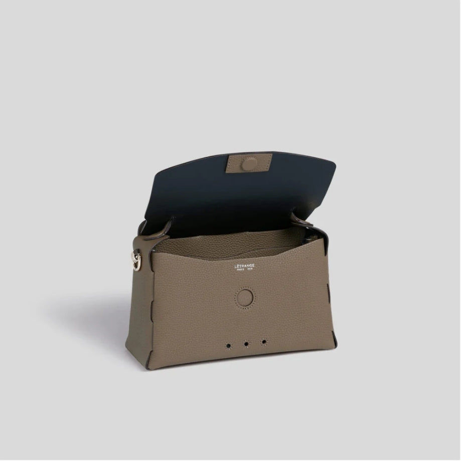 L'Attachant 10:30 - Argile PL