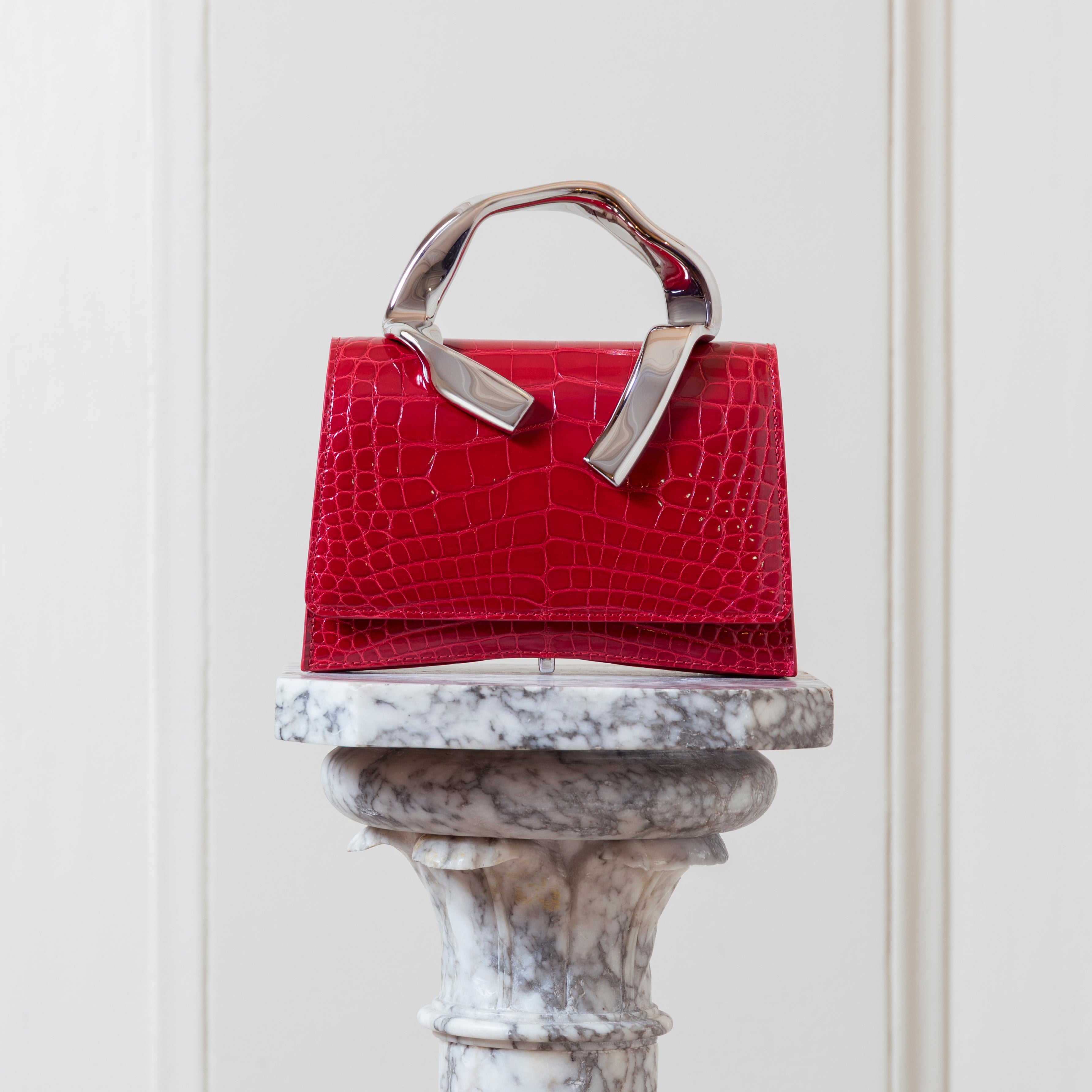 L'Empreinte Mini - Flame Red Alligator